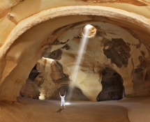 L'allégorie de la caverne et son enseignement L'allégorie de la caverne et son enseignement